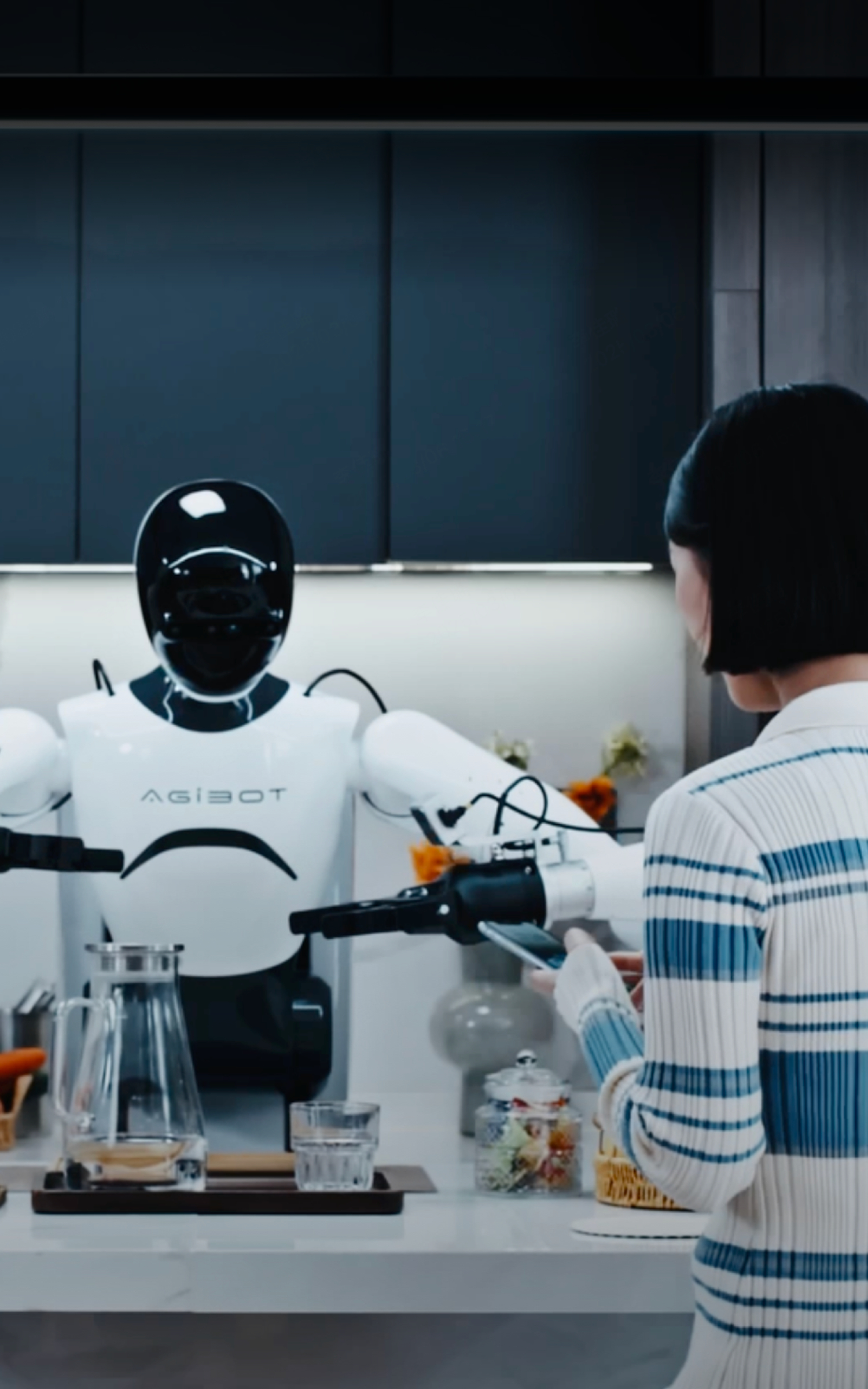 行业首款！milan.com米兰发布具身智能一站式开发平台Genie Studio